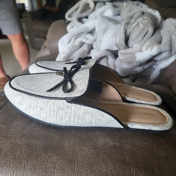 Nautica Cream & Black Preppy Fionola Bow Slip On Shoes Mules Size 8 - Picture 7 of 10